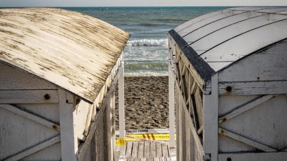 I romani si riprendono il mare di Ostia