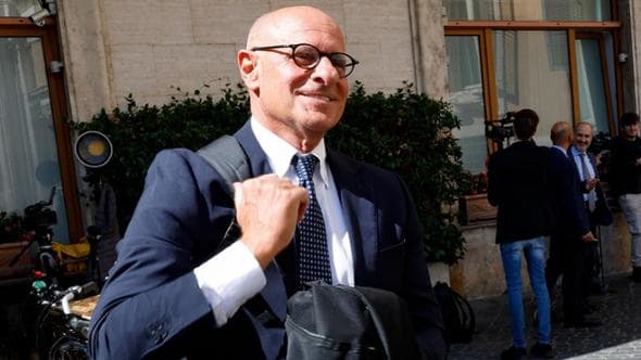 Rampelli: “Eravamo anti-americani,

nel ‘89 fui picchiato per Bush sr”
